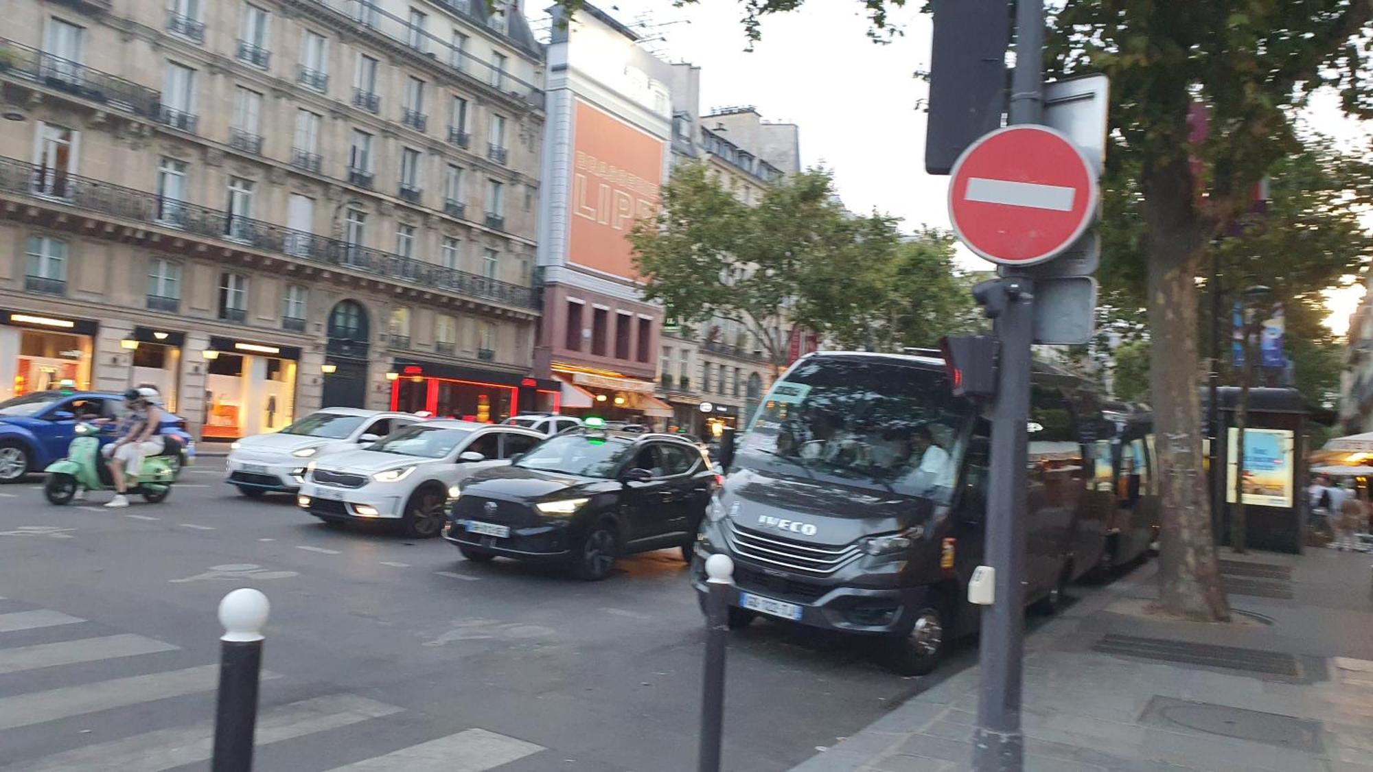 Appartamento Gorgeous Place ,Center Paris,Close To Louvre Meusm And Eiffel Tour ,Front Metro